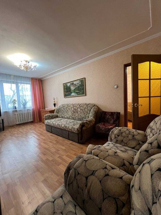 2 комн.квартира в 19 мкрн-не