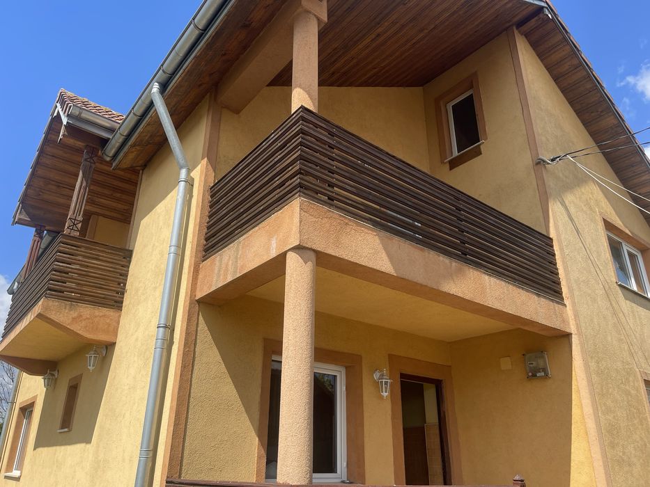 Casa cu etaj com Gropnita sat Bulbucani
