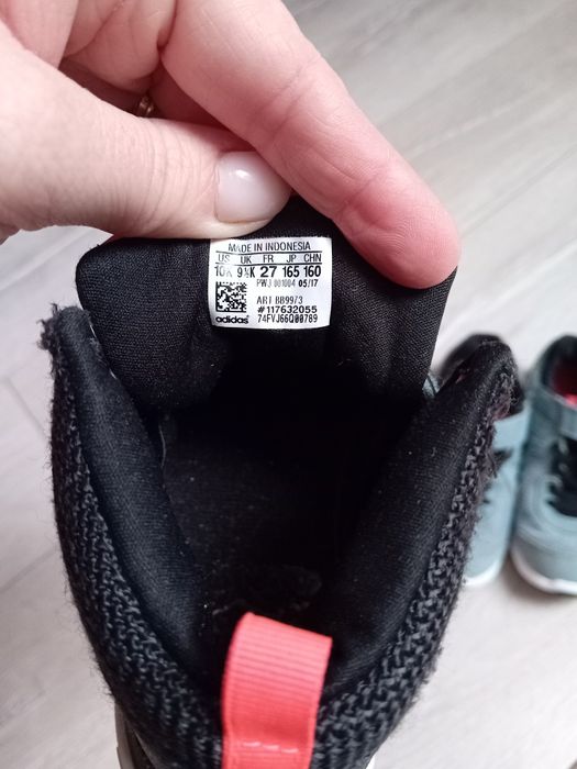 Adidasi Adidas si Nike marimea 27 si 28,5