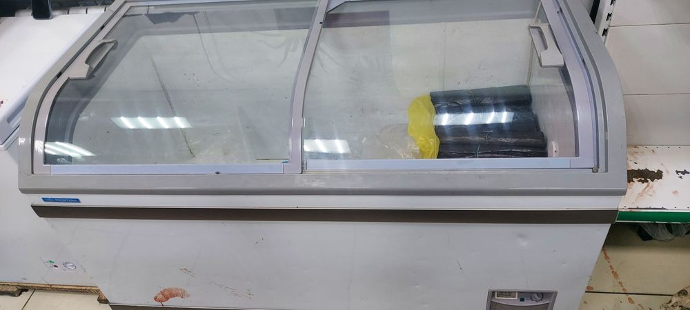 Продам морозильную камеру