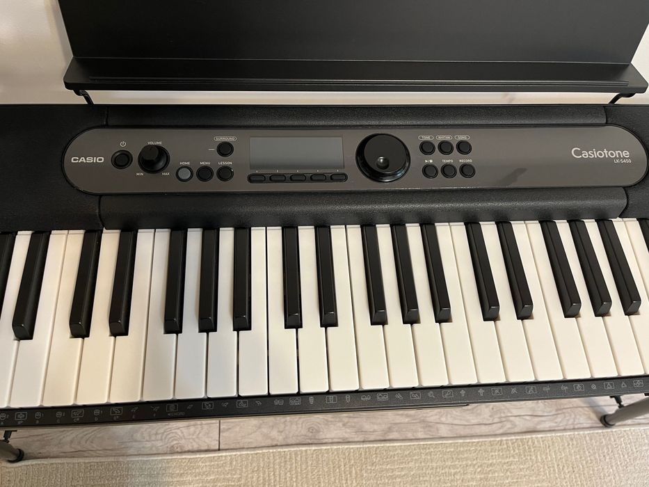 Синтезатор Casio LK-S450C