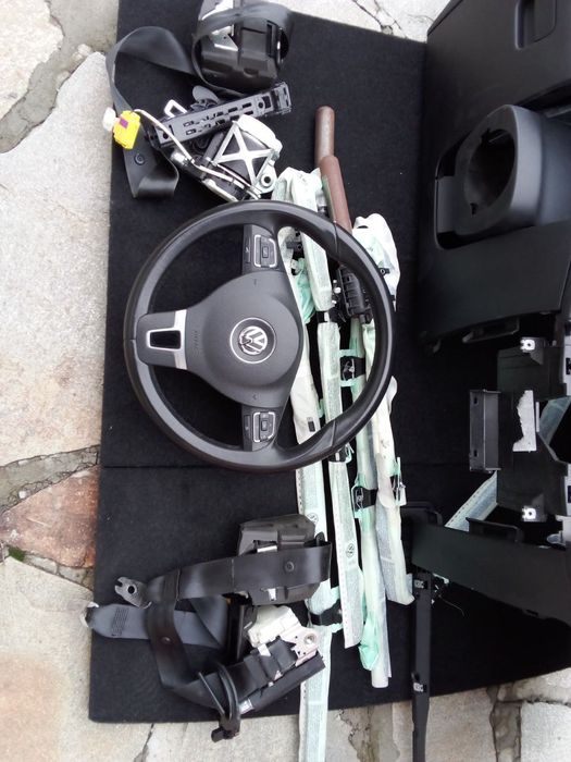 Арматурно табло Фолксваген Пасат Б7 VOLKSWAGEN Passat B7