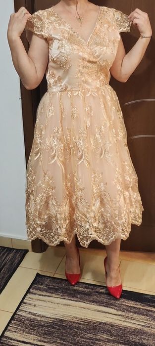 Rochie eleganta, damă