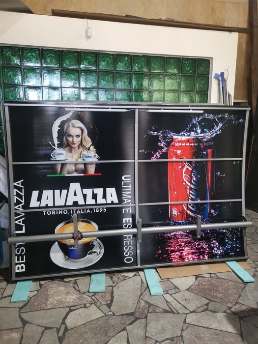 Двоен навес за вендинг автомати