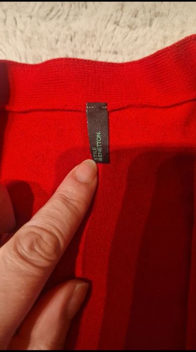 Pulover Benetton, maneci bufante, mărimea M