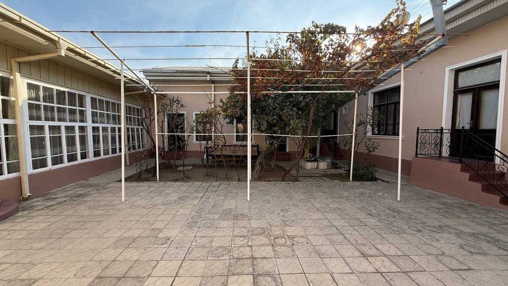 Продается Дом 4,8 сотик Намозгох дом на 1 линии