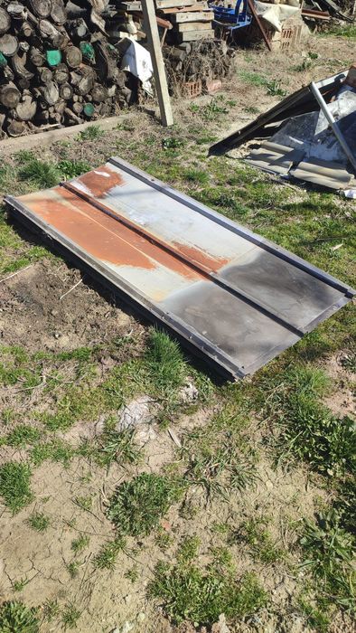 Продавам 15 броя Покривни ЛАМАРИНИ с размери 200/90 в добро състояние