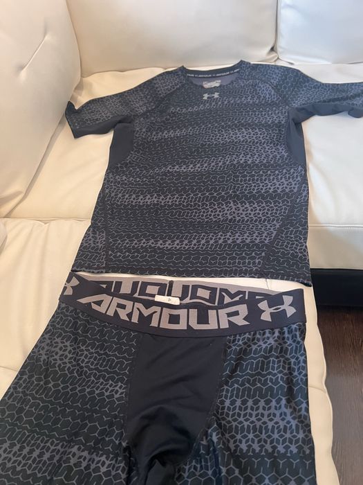 Echipament running sala fitness compresie under armour