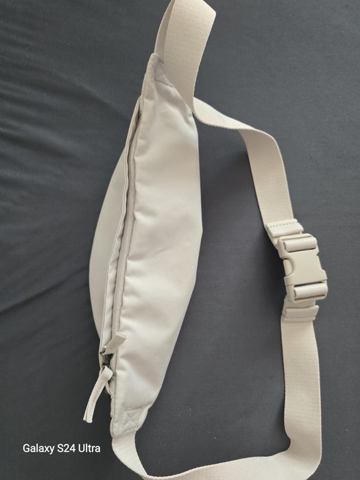 Borseta Nike unisex.