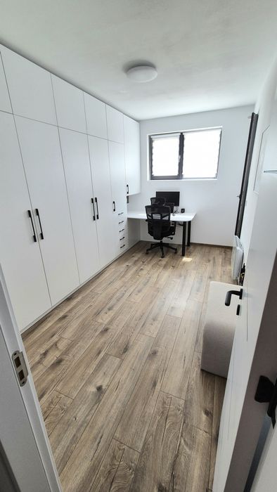 Соб. продава 3ст.апартамент+паркомясто между Виница и Св.Конст. и Ел.