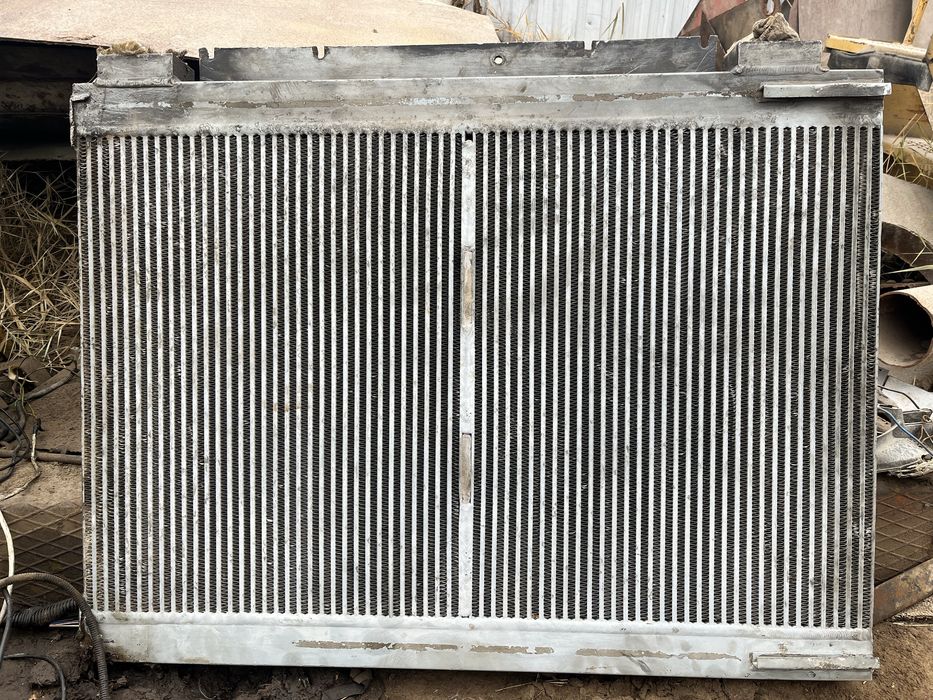 Catapiller M350 ning gidroslinderlari sotiladi holati alo moy oqizmayd