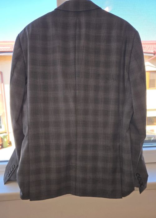 Costum barbatesc Pierre Cardin