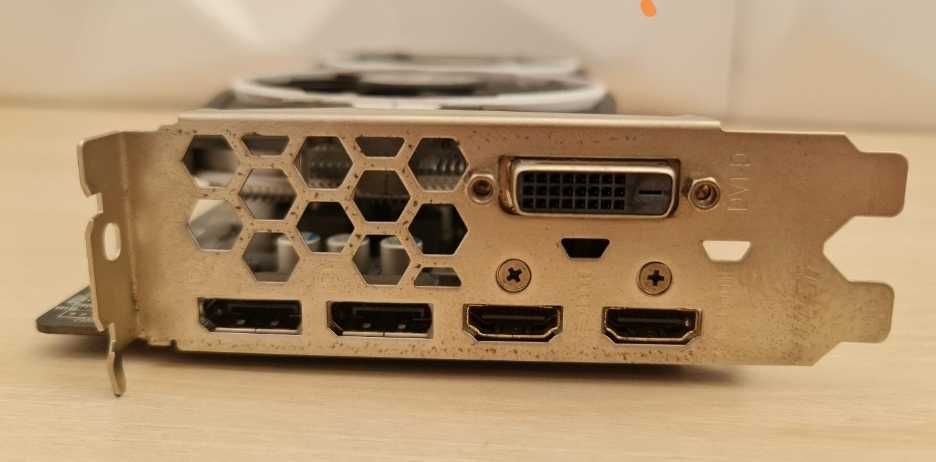 Placa video MSI  RX 580  8GB