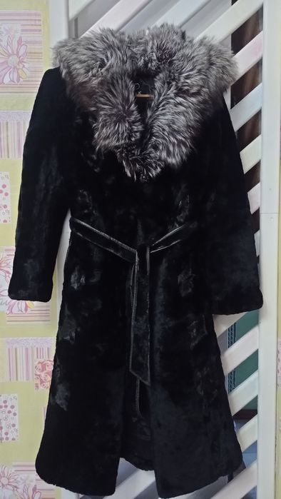 Шуба Мутон натуралка 44 размер
