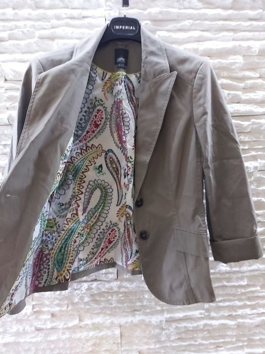 Sacouri marimea 42 it