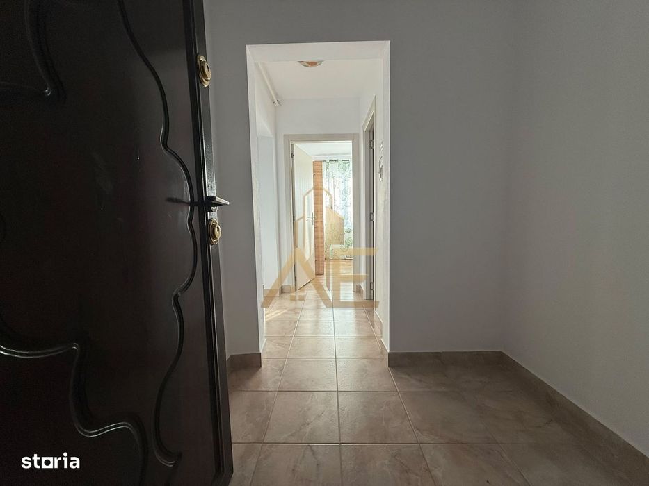 Apartament 2 camere decomandat de închiriat – Str. Narciselor nr. 7