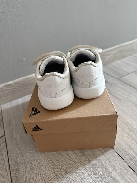 Adidasi adidas bubble