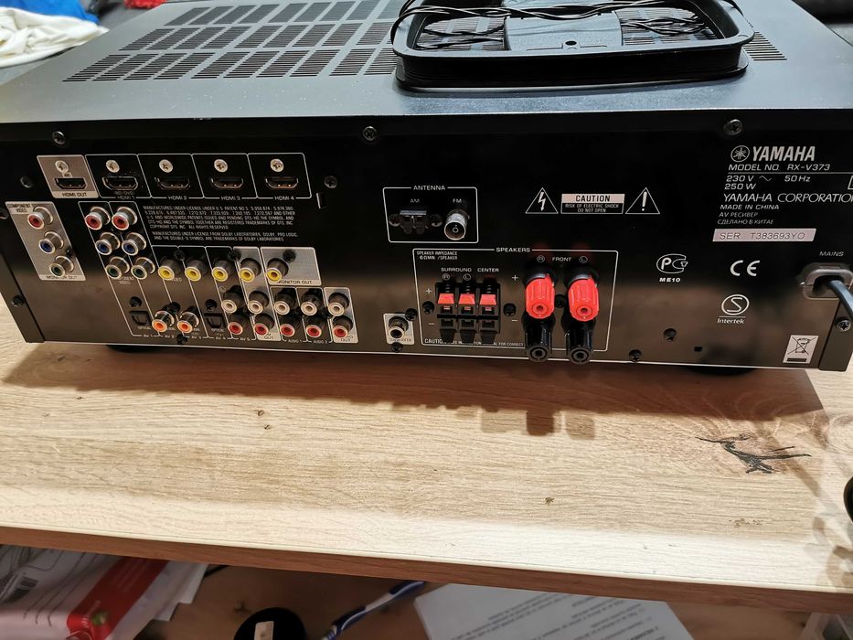 Receiver Yamaha rx-v373