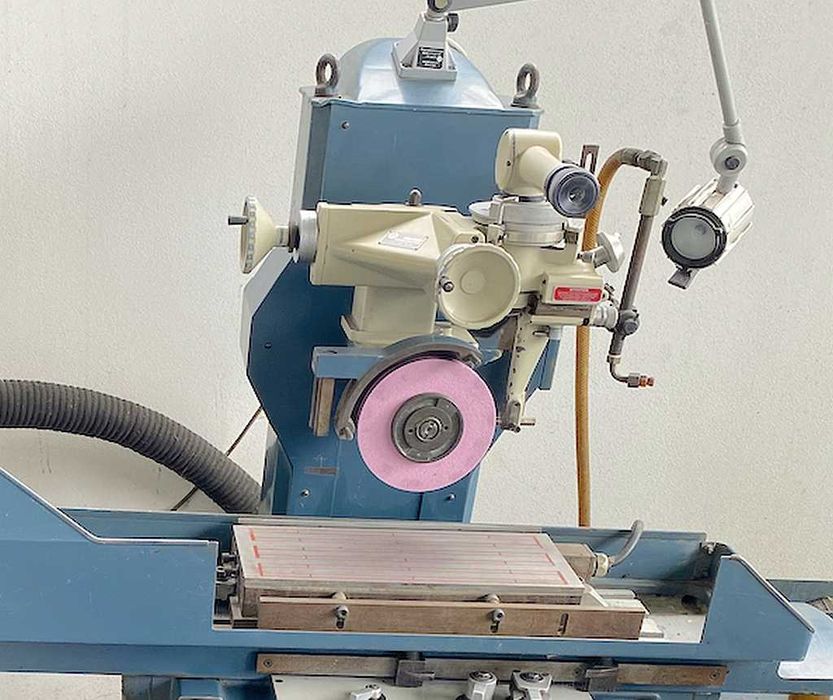 Оптична глава P.G. OPTIDRESS за профилиране на абразивни камъни.