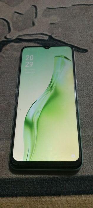 Продам телефон OPPO A8
