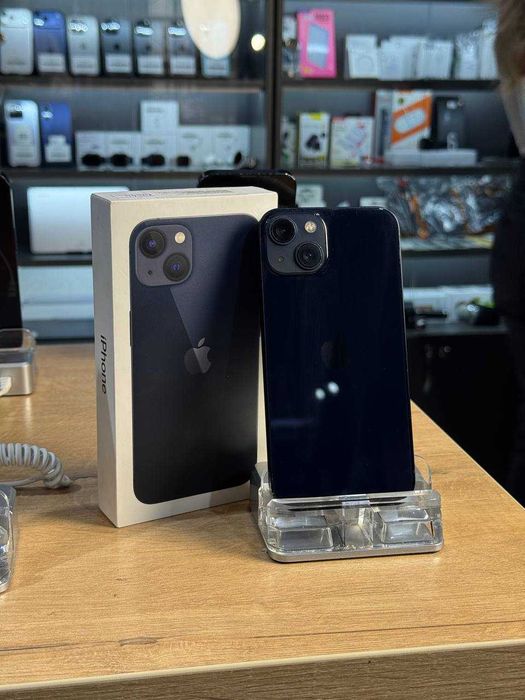 Телефон iPhone 13 128/ Айфон 13 128 код7430