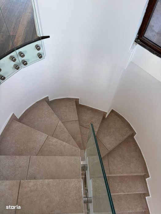 Vila in Baneasa , la 5 min.de Herastrau,  Str. Garlei