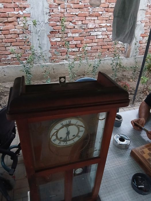 Ceas cu pendul de perete