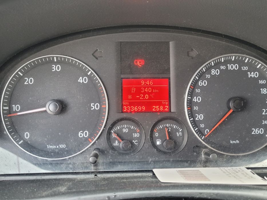 Touran 2004 în stre bună de funcționare