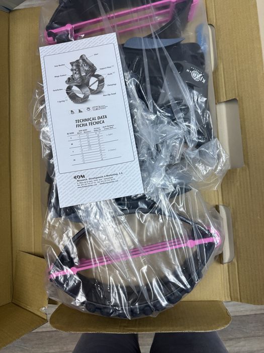 Продам ботинки KANGO оригинал, в размере S (до 39) и М (до 41)