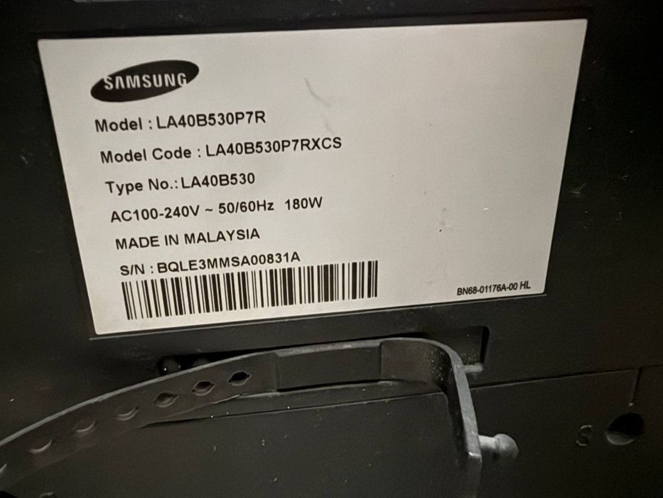 Телевизор Samsung 40” Full HD — LA40B530P7R