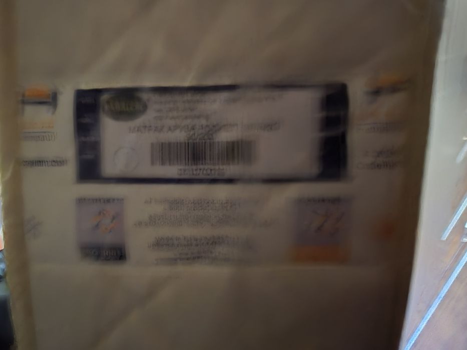 Продавам матрак 90/200