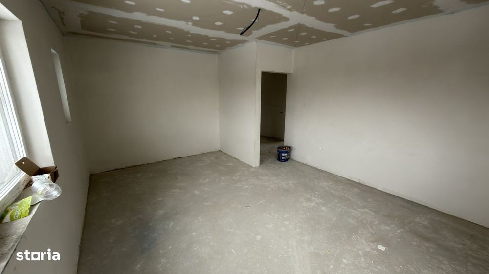 Duplex De 4 Camere, 97mp, Zona Teilor