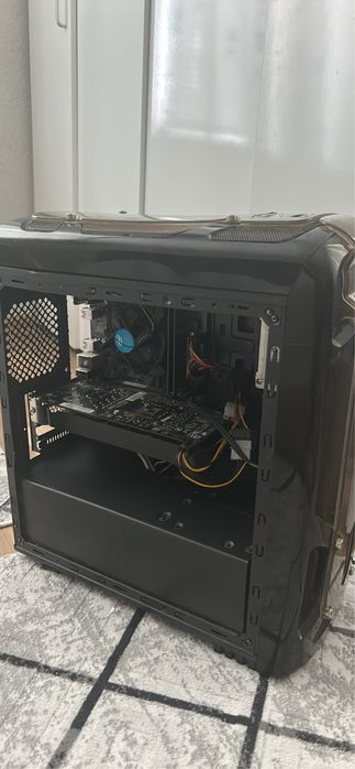 Продавам Геймърски компютър