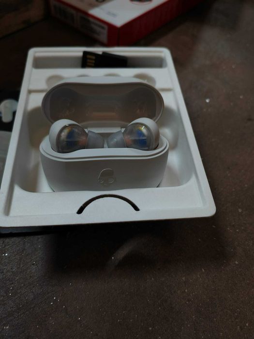 Casti In-Ear Skullcandy Rail ANC, True Wireless, Bluetooth, Active Noise Cancelling, Bone Orange Glow