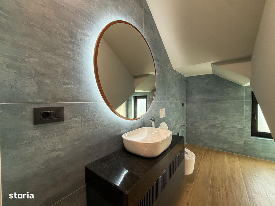 ESQ Village3, casa insiruita 127mpU, P+E, 4 cam,3 băi,2 locuri parcare