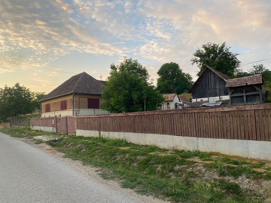 Casă de vânzare în Craiesti