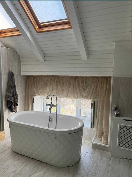 Продаётся пентхаус, дуплекс, 8 комн 250м², Алайский, ЖК Новый век