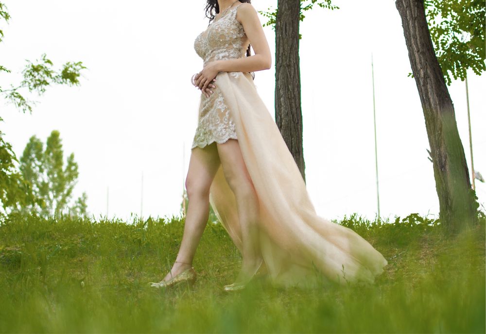 Бална или Булченска рокля размер S