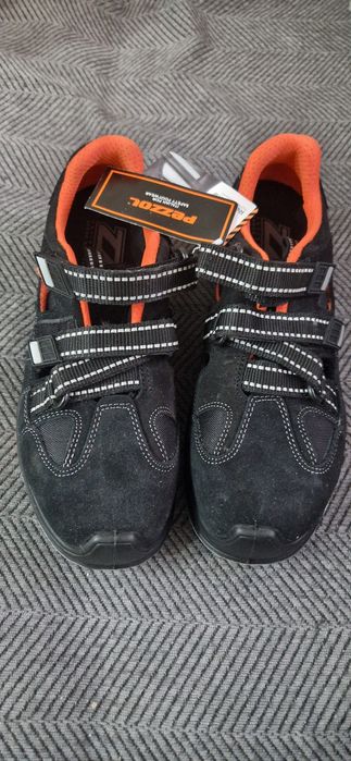 Спец обувь с металлическим носком