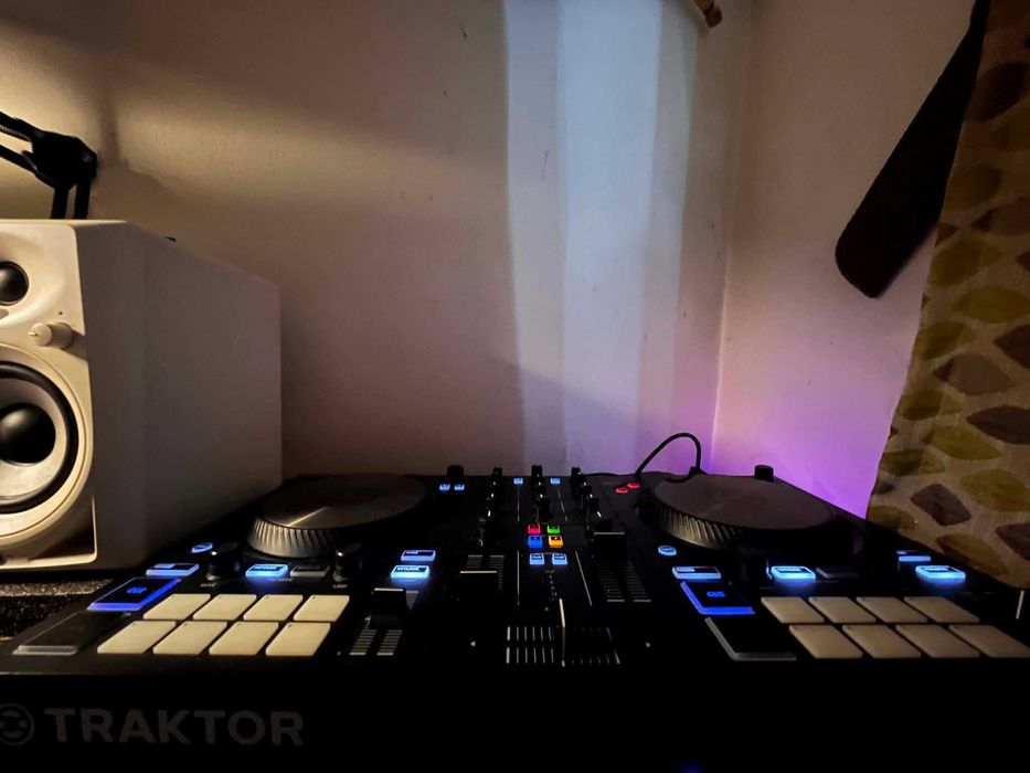 DDJ Traktor S2 Mk3