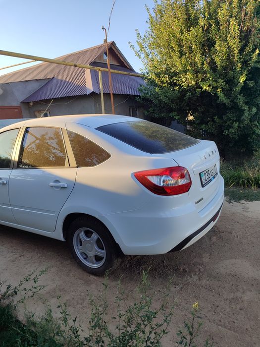 Ваз/лада гранта/автомобиль