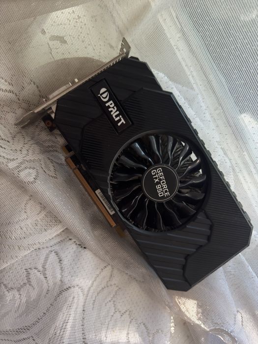 Продам видеокарту GTX 950