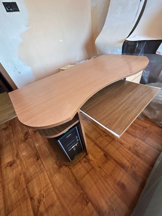 Ученическо бюро! Като ново!