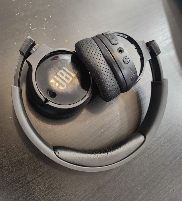 JBL 600BTNC wireless