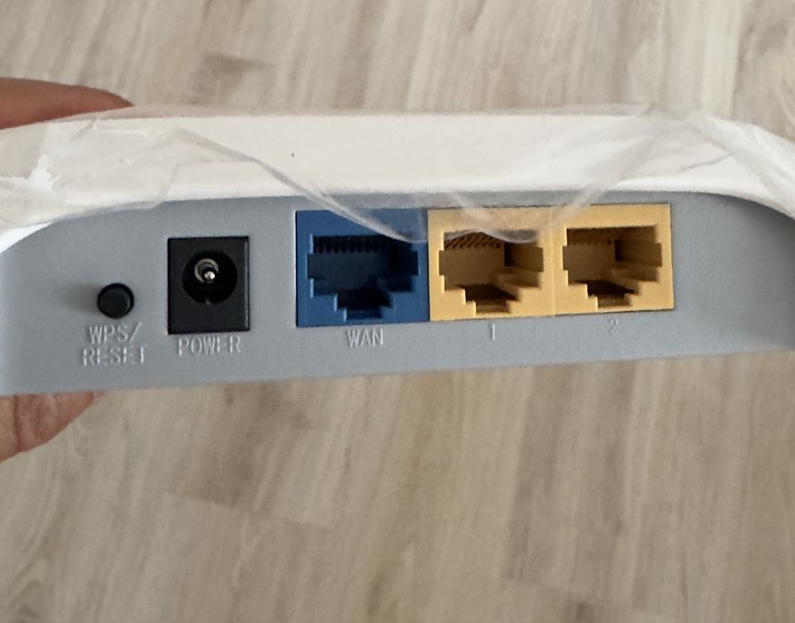 Маршрутизатор TP-Link TL-WR720N (роутер)