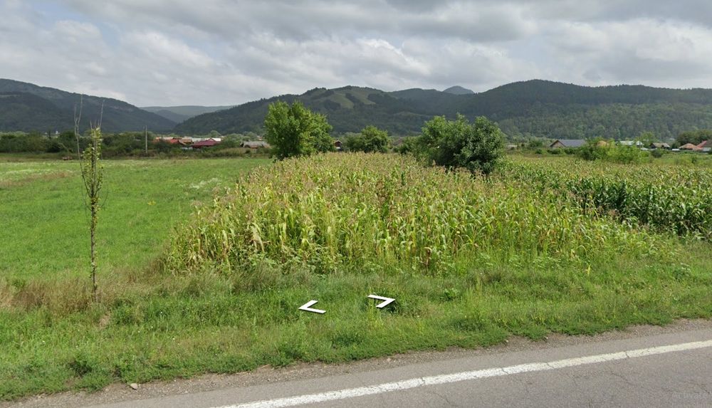 Teren intravilan 1964 mp-doua drumuri de acces- comuna Dofteana, Bacau