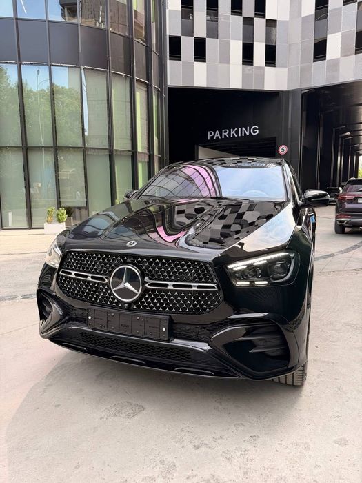 Yangi GLE 450 Coupe Night edition