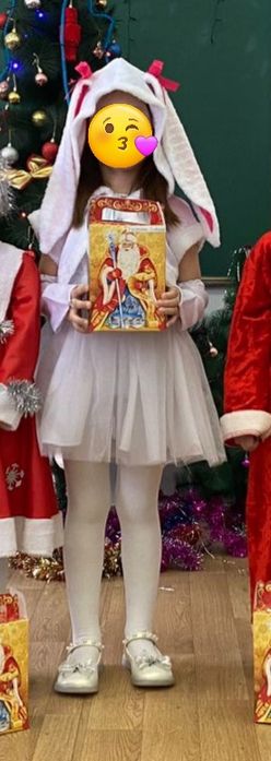 Костюм  зайчика на 4-5л