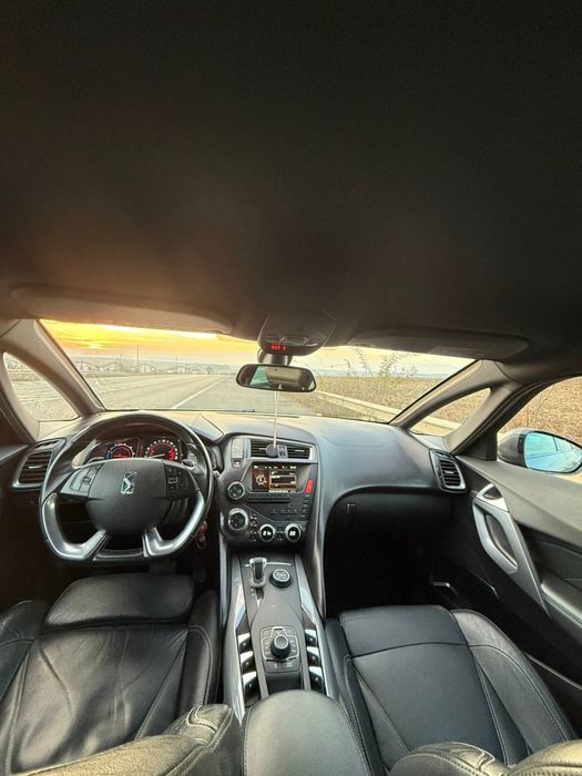 Citroen DS5 2013 Hybrid 4x4 200cp ! Parc Auto / Rate/ Buyback!