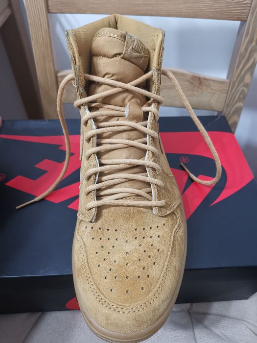 Nike Jordan Retro 1 (42.5 - 27 cm)